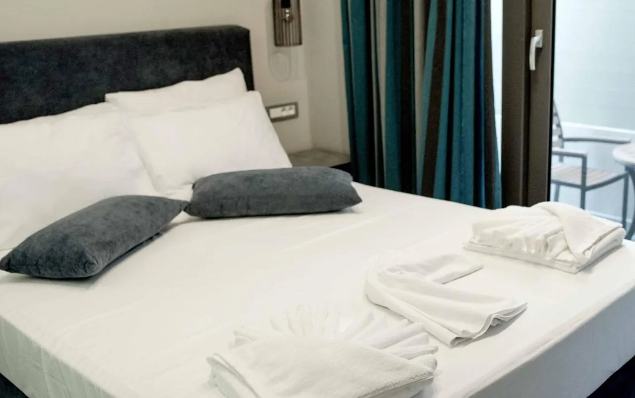 Makis Suite In The City Argostoli  0*, Argostoli (Kefalonia)